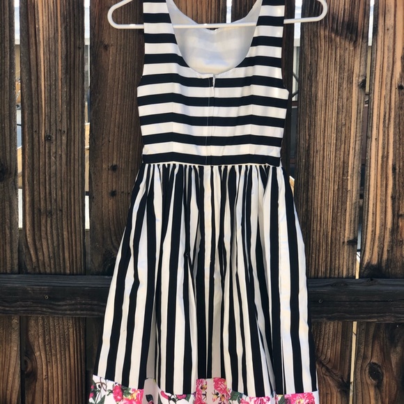 {ModCloth} Black White Stripe Retro Swing Dress - Picture 4 of 6